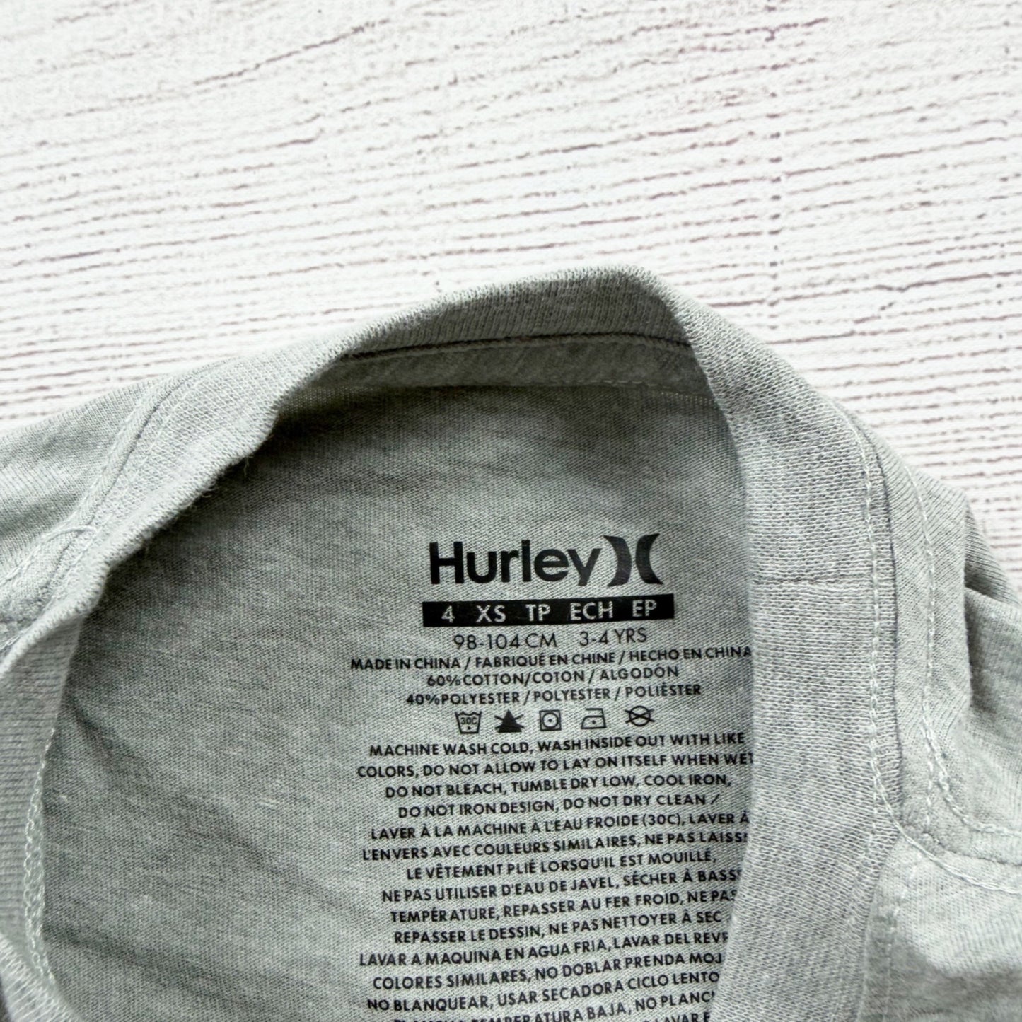 Hurley Graphic T-Shirt Boys Short Sleeve Logo Tee Comic NWT XS 4