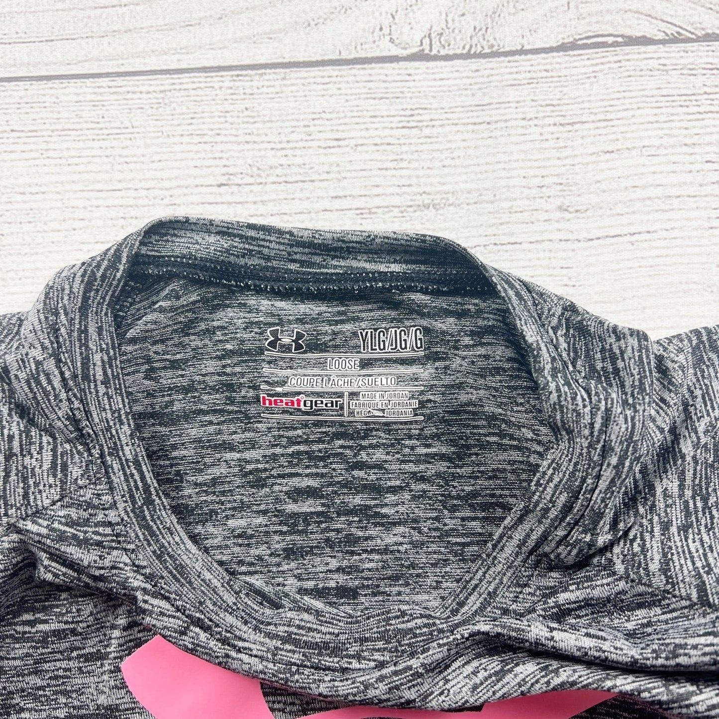 Under Armour Girls HeatGear Athletic Tee Shirt Gray Pink Loose Fit L