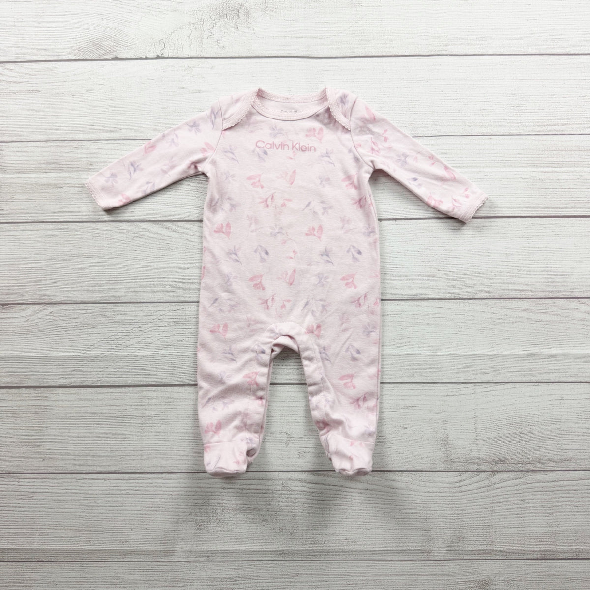 Calvin Klein Baby Girls Pink Floral Print Footed Sleeper Long Sleeve 3-6 Months