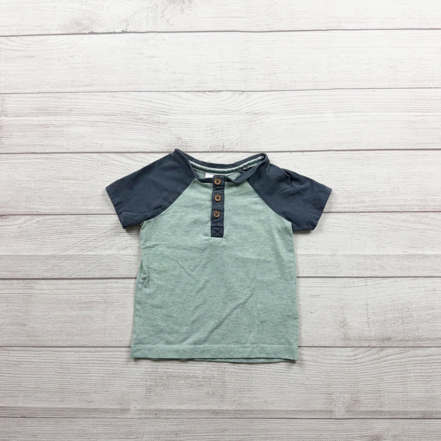 Tommy Bahama Boys Raglan Sleeve Henley Shirt Blue Green 12-18 Months
