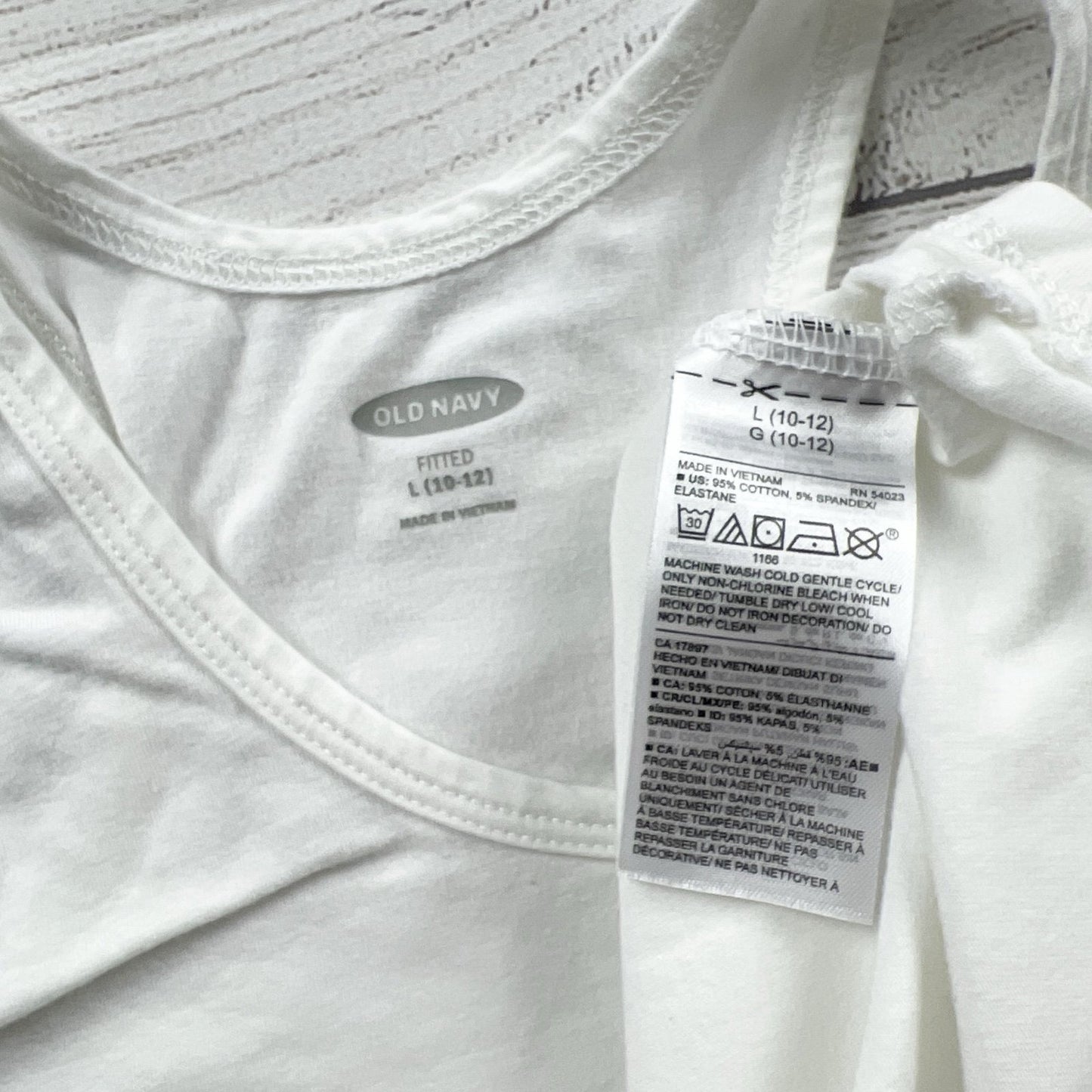 10-12 | Graphic Tank