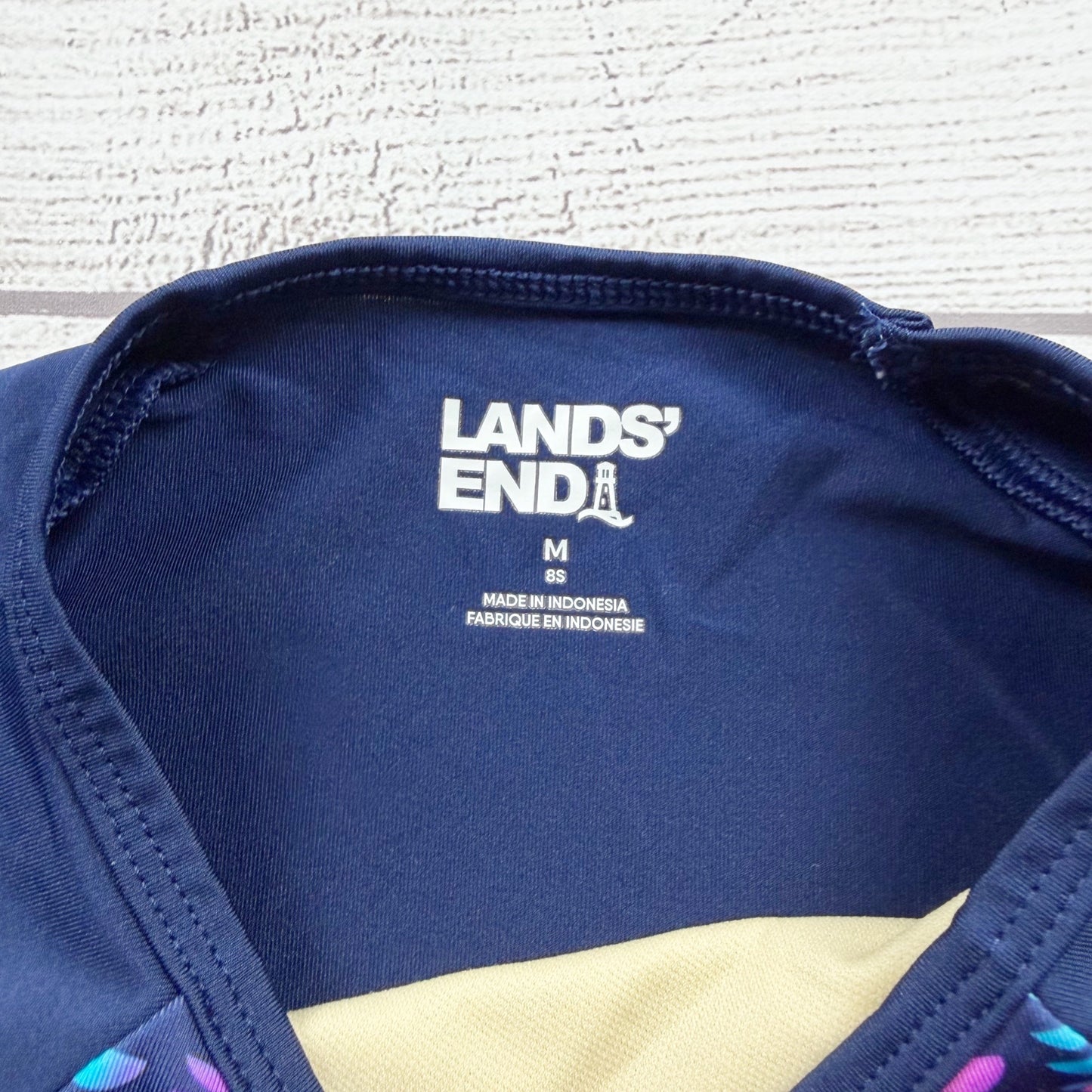 8 | Swim Shirt Rashguard