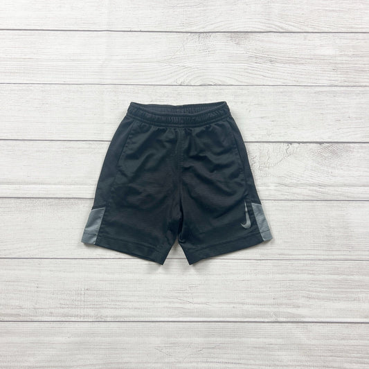 Nike DRI-FIT Kids Athletic Shorts Black Gray Mesh Panels Lightweight 4T
