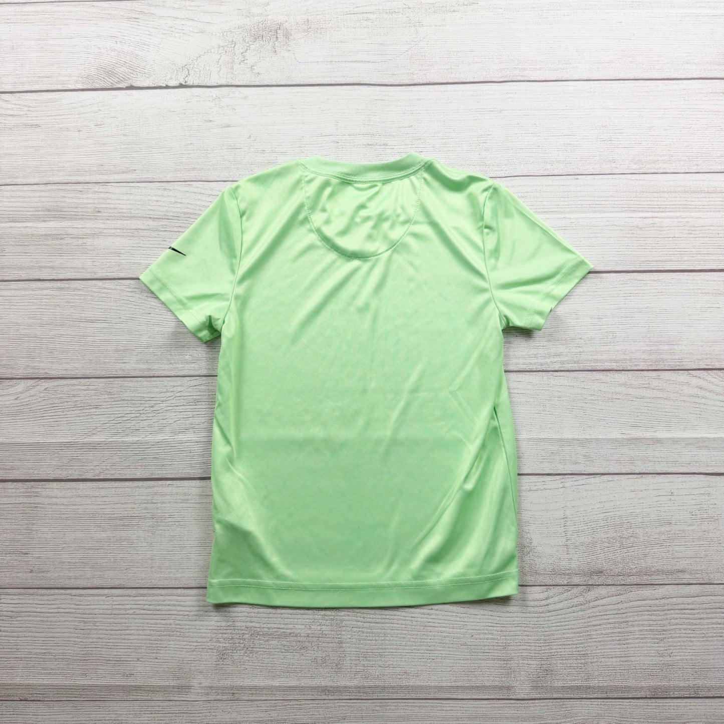 Nike Youth Green Dri-Fit Graphic Tee Lightweight Polyester Shirt 7 L