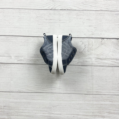 6 | Sneakers