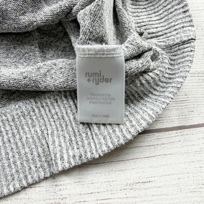 8-10 | Graphic Sweater