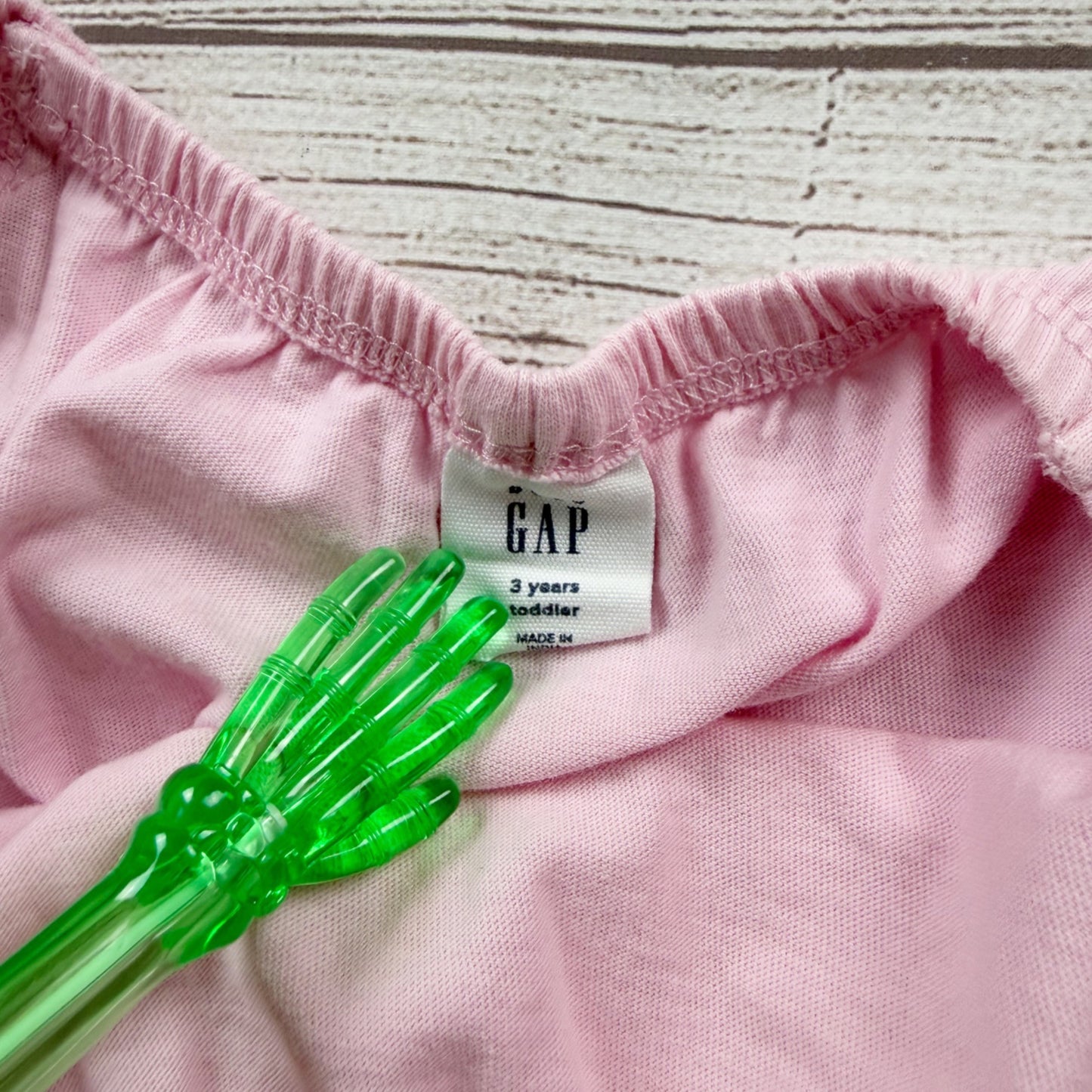 GAP Toddler Girl Dress Pink Chambray Eyelet Hem Puff Sleeve Colorblock 3T